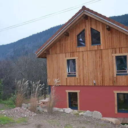 A La Cheneau Holiday home Rochesson